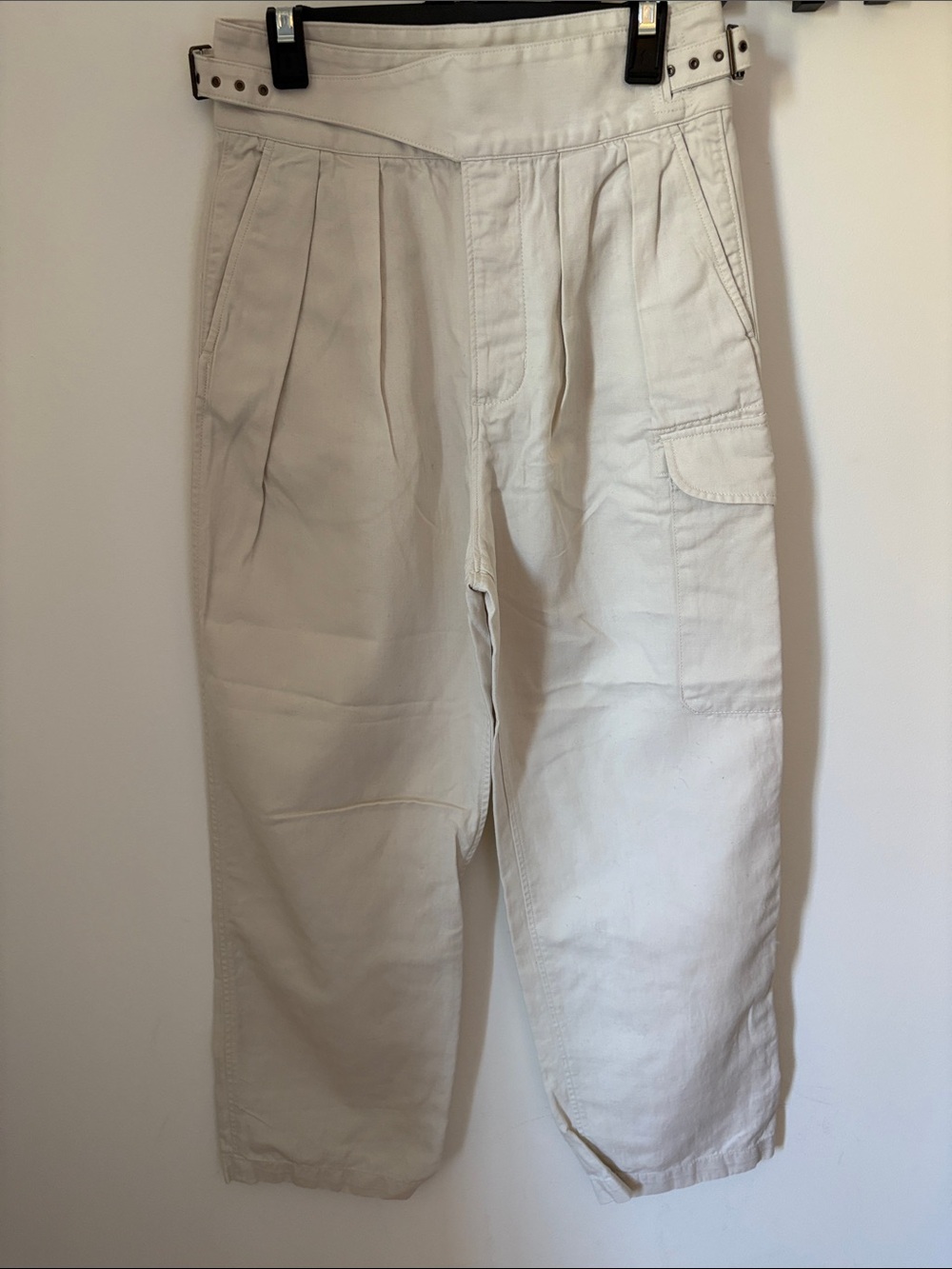 Banana Republic Cream Cargo Pleated High-Waist Pants